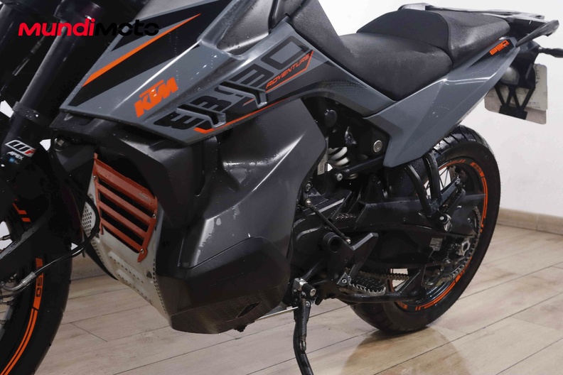 Motorbike image 8