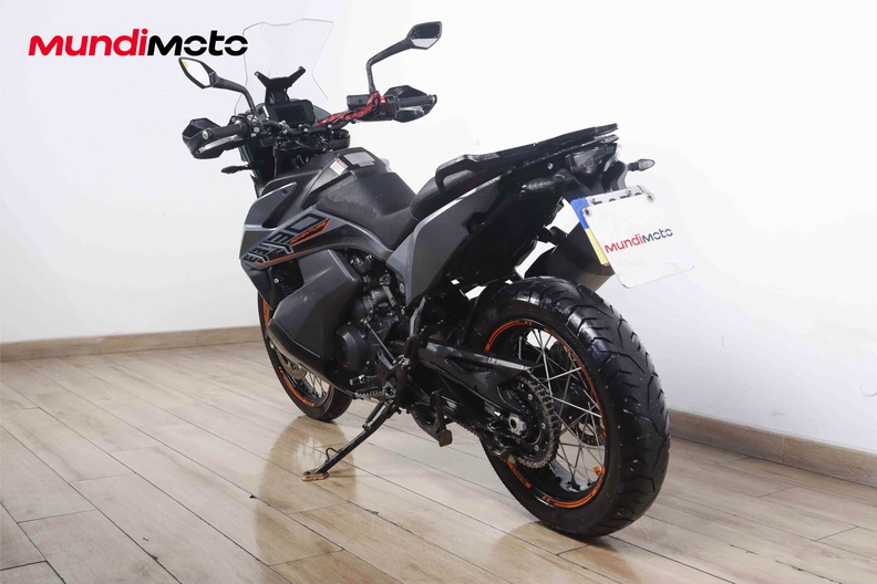 Motorbike image 6