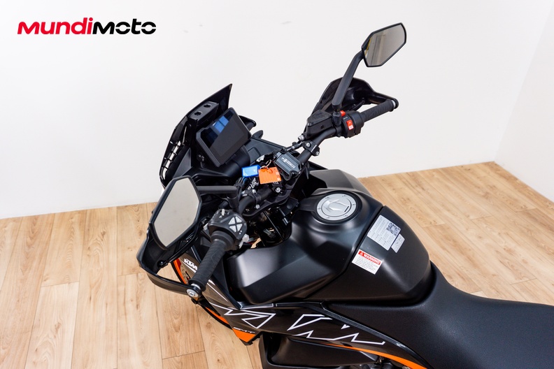 Motorbike image 10