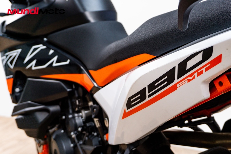 Motorbike image 12