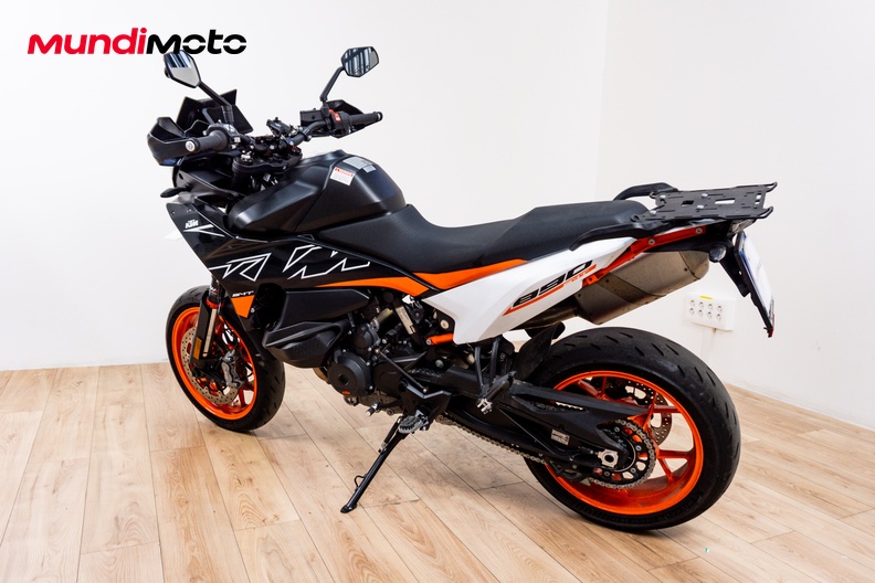 Motorbike image 7