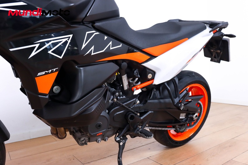 Motorbike image 8