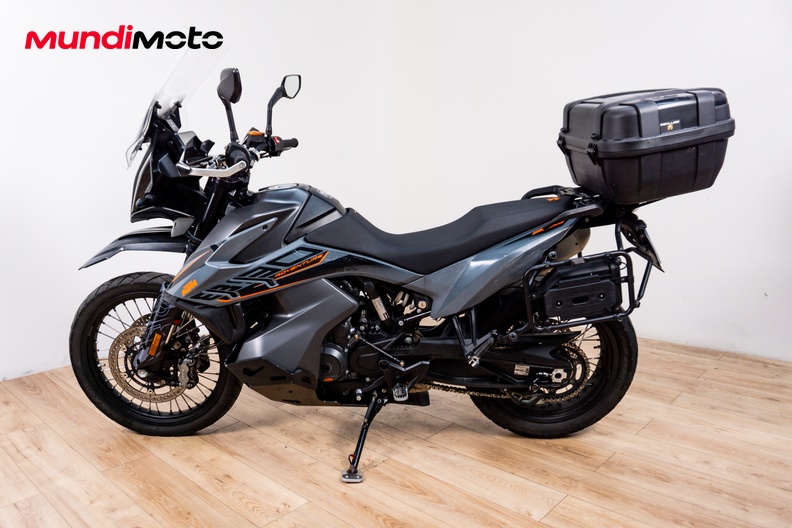 Motorbike image 5