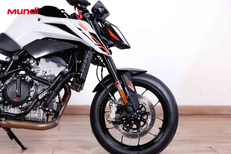 Motorbike image 12
