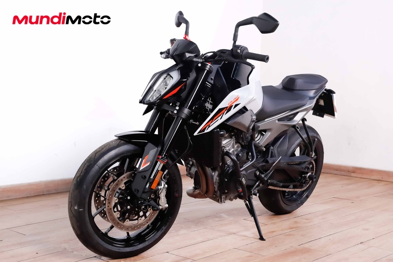 Motorbike image 7