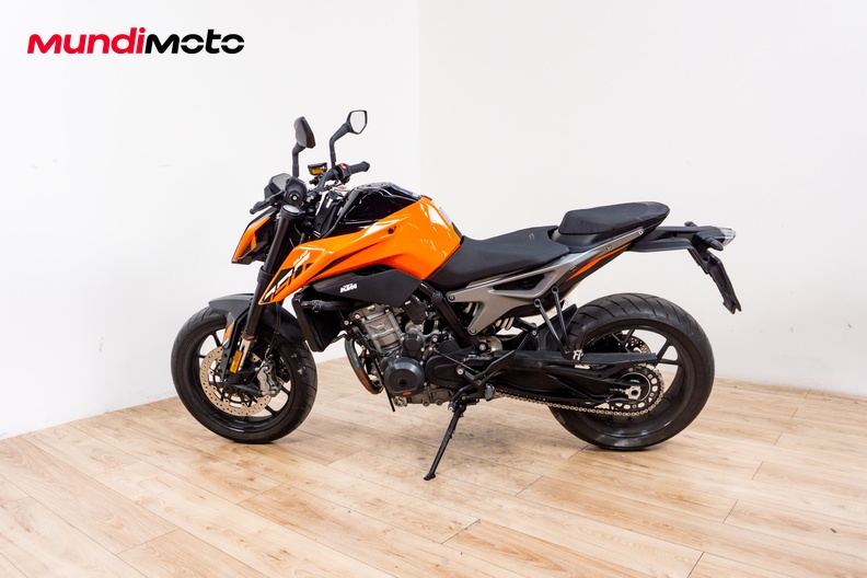 Motorbike image 5