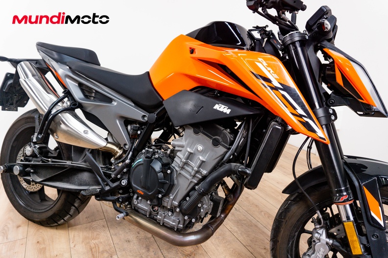 Motorbike image 4
