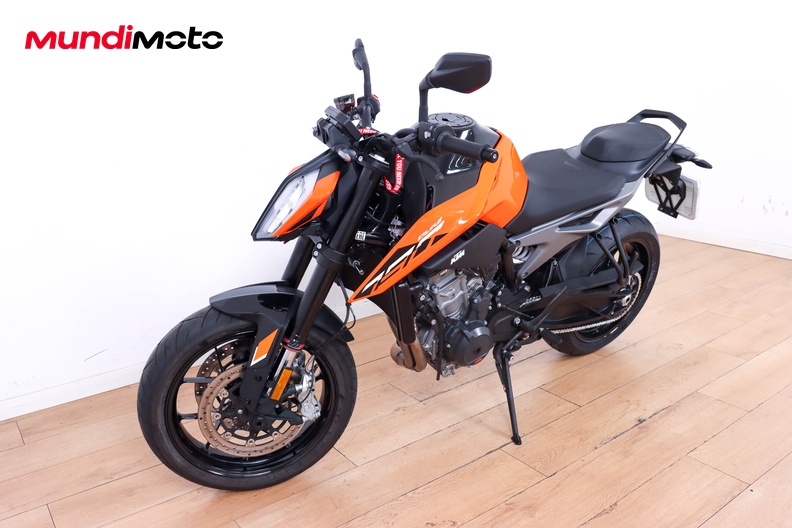 Motorbike image 7