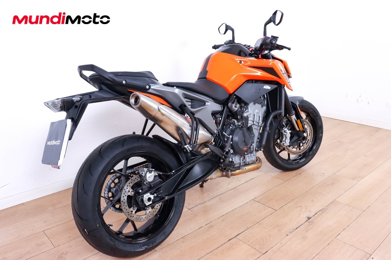Motorbike image 2