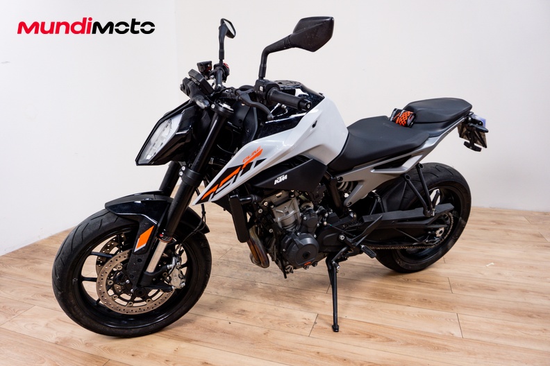 Motorbike image 6