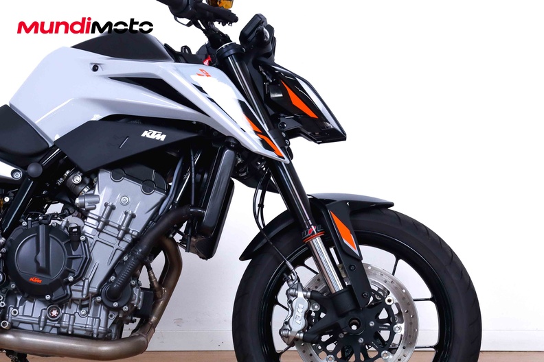 Motorbike image 12
