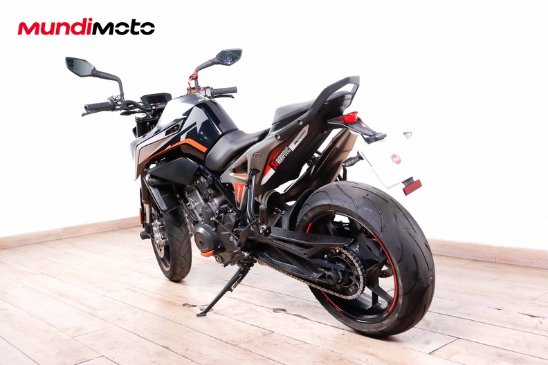 Motorbike image 6