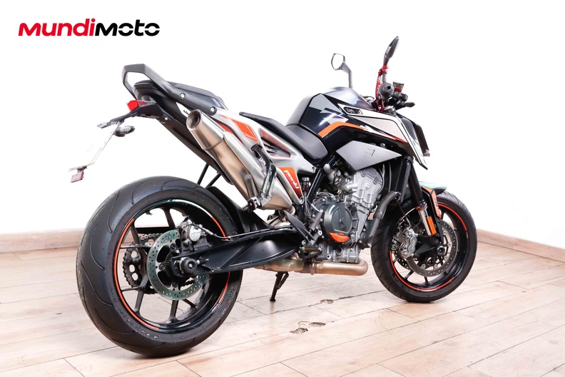 Motorbike image 2