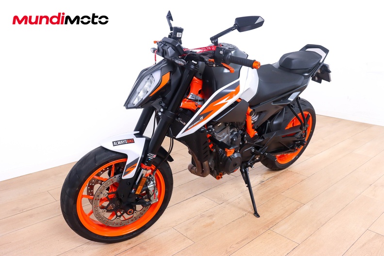 Motorbike image 7