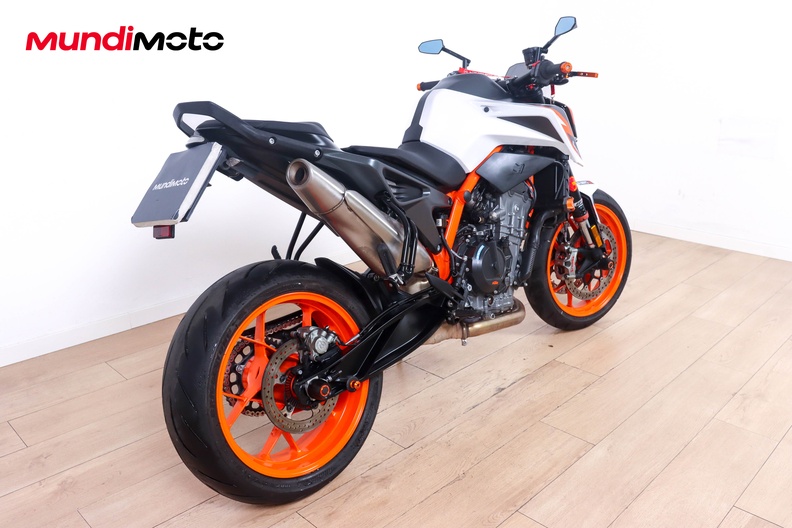 Motorbike image 2