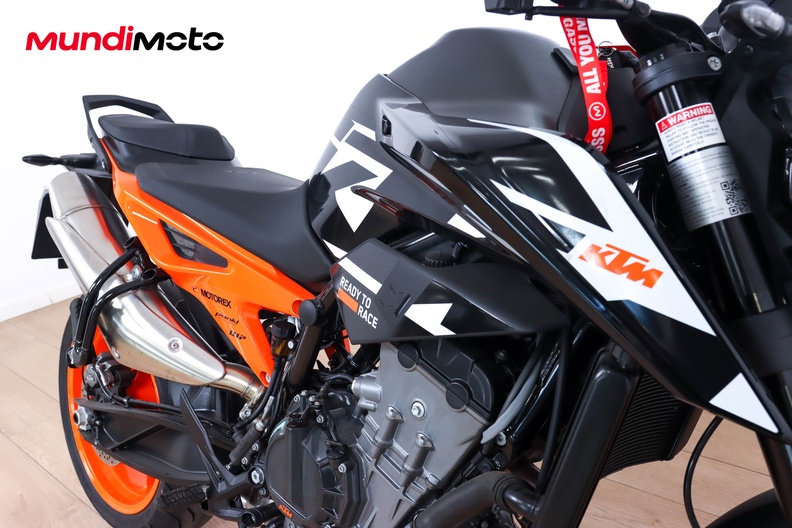 Motorbike image 12