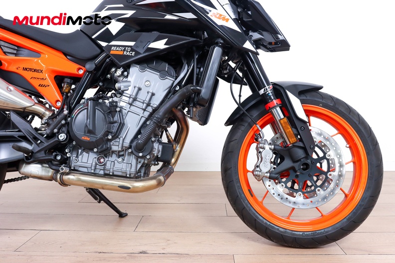 Motorbike image 13