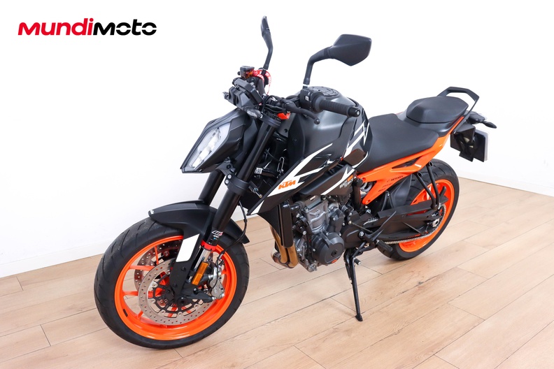 Motorbike image 7