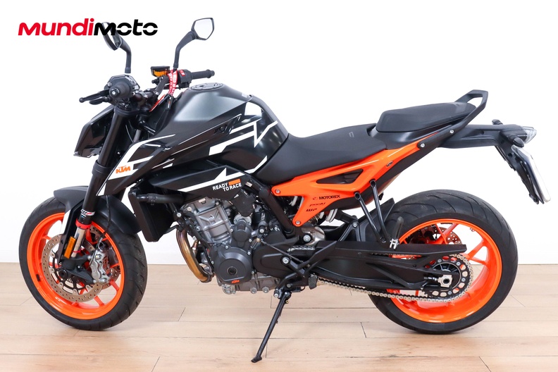 Motorbike image 5