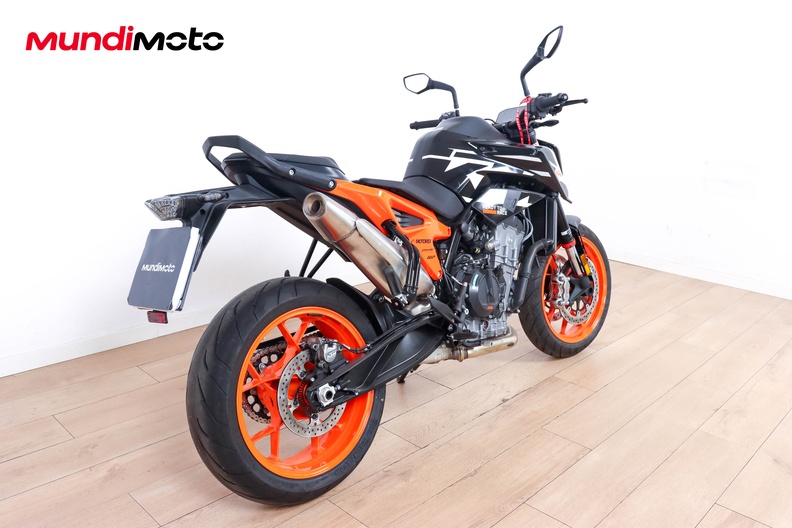 Motorbike image 2