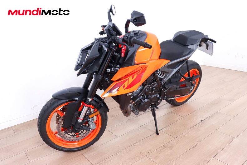 Motorbike image 7