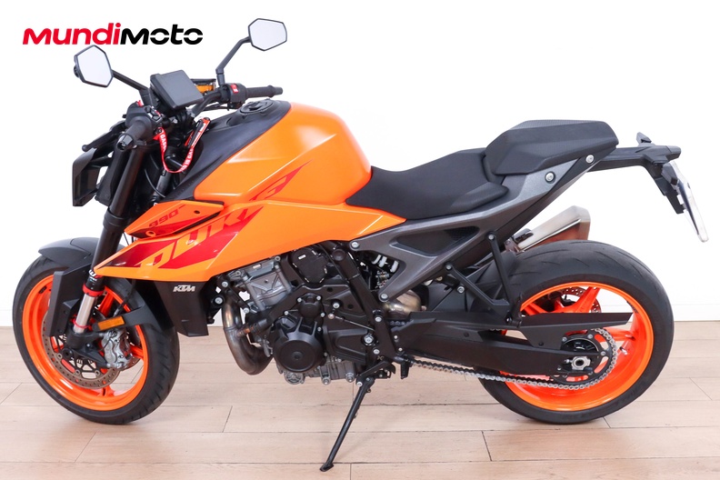 Motorbike image 5