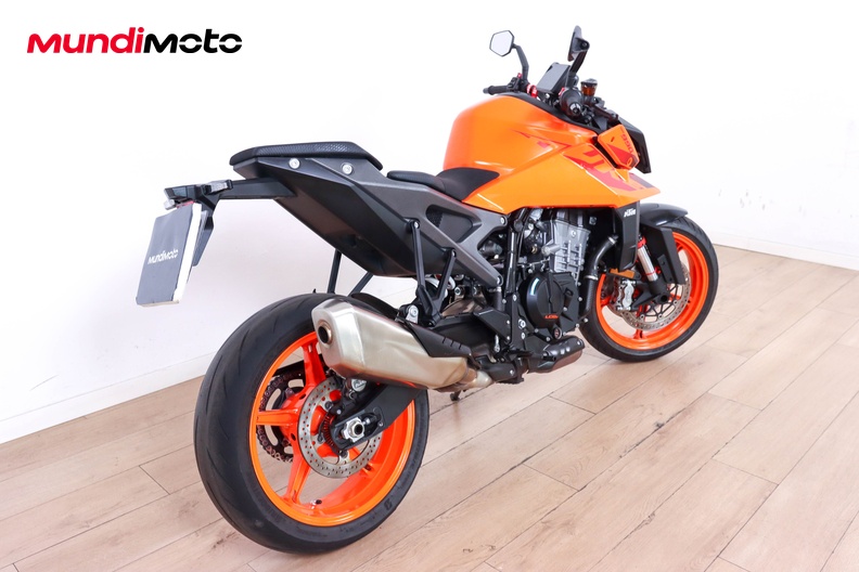 Motorbike image 2
