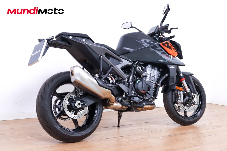 Motorbike image 2