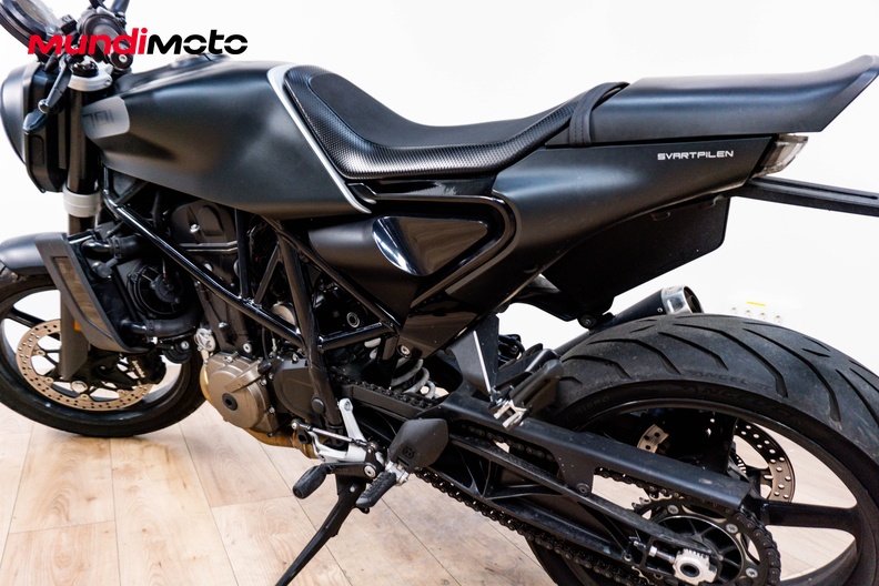 Motorbike image 8
