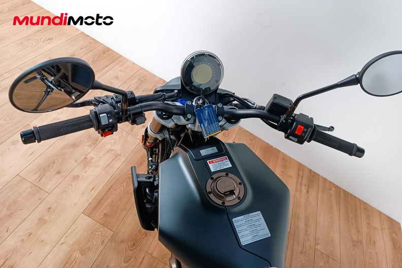 Motorbike image 10
