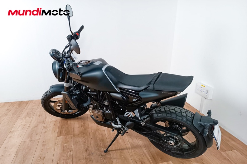 Motorbike image 7