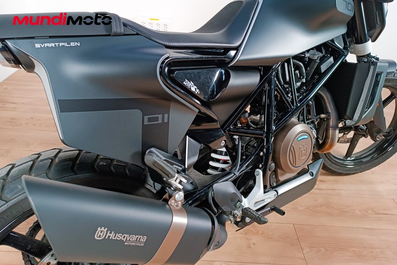 Motorbike image 3