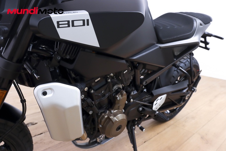 Motorbike image 8