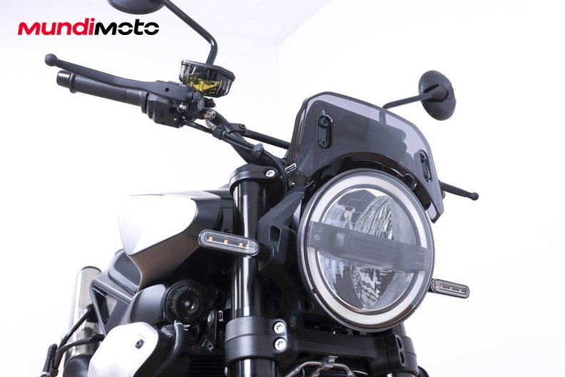 Motorbike image 4