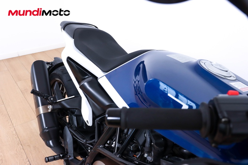 Motorbike image 12