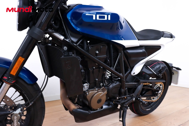 Motorbike image 8