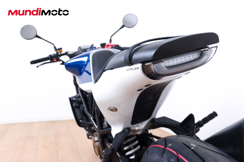 Motorbike image 9