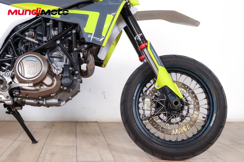 Motorbike image 13
