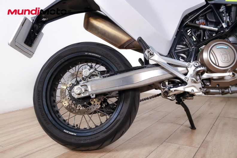 Motorbike image 3