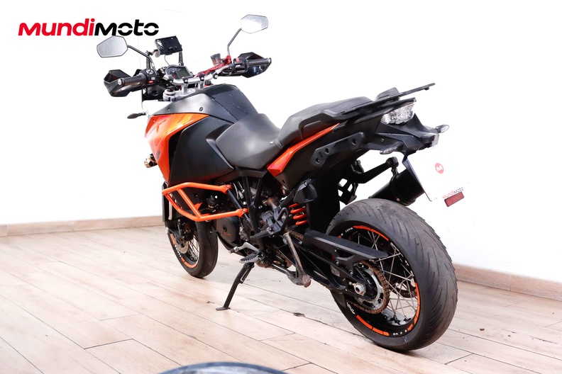 Motorbike image 7