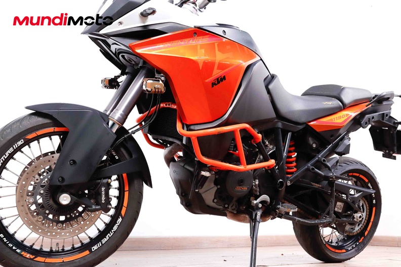 Motorbike image 9