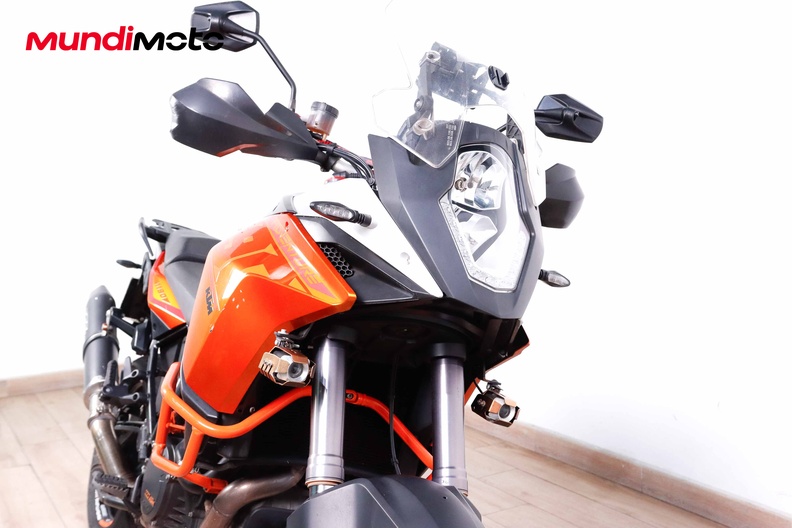 Motorbike image 4