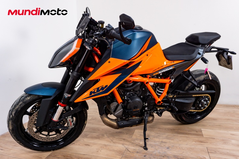 Motorbike image 6