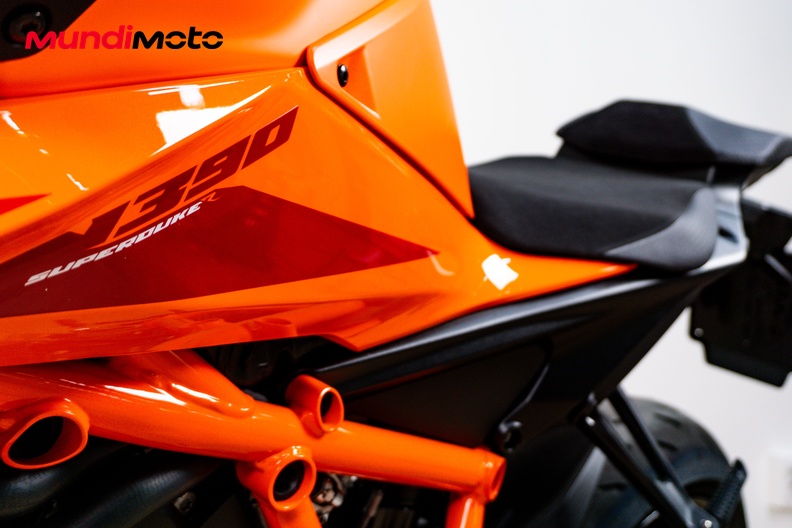 Motorbike image 12