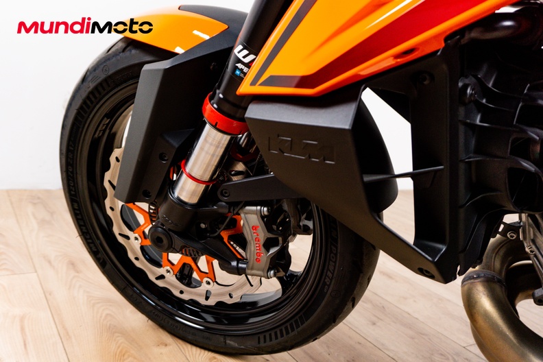 Motorbike image 14