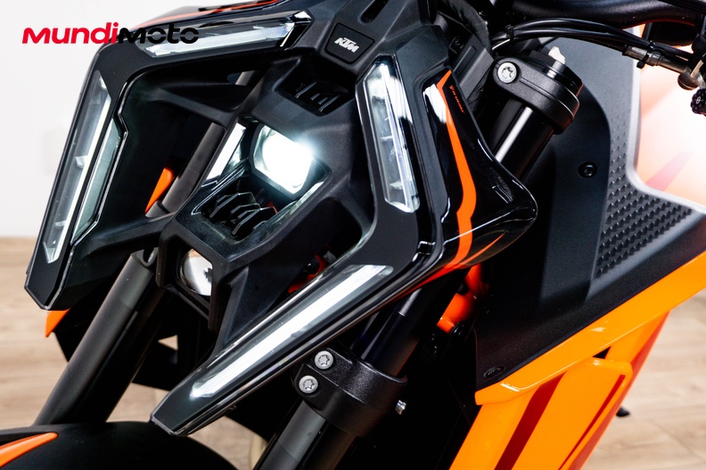 Motorbike image 16