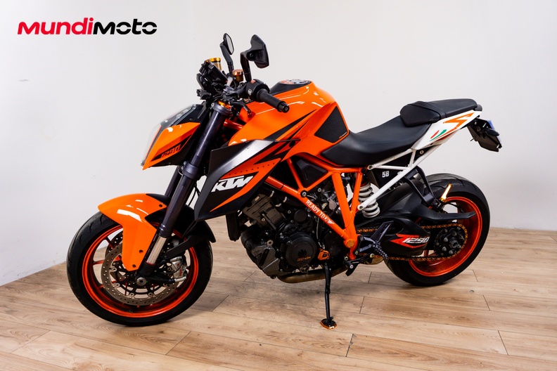 Motorbike image 6