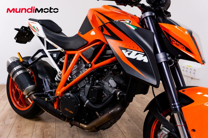 Motorbike image 4