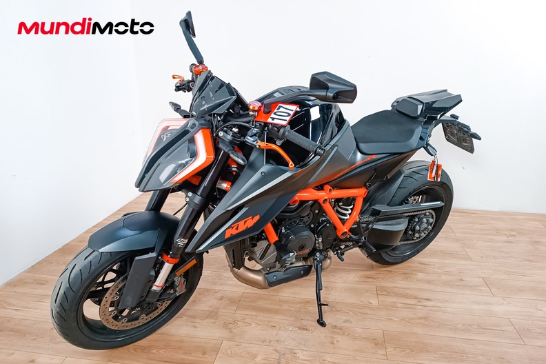 Motorbike image 6
