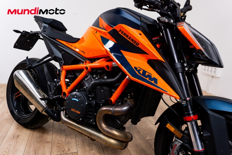 Motorbike image 4